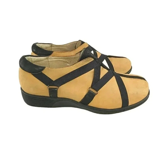 Gravity Defyer Womens Shoes Tan/Black Leather Cross Straps Slip On  Size 9 - Picture 1 of 11
